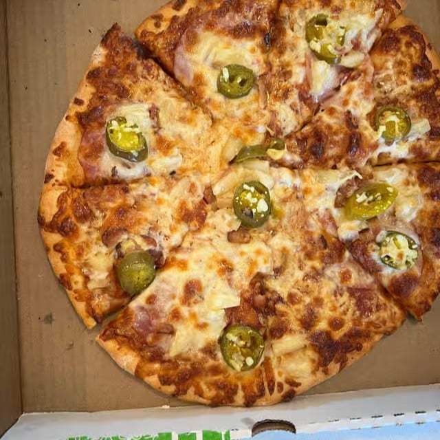 10" Hawaiian Pizza.